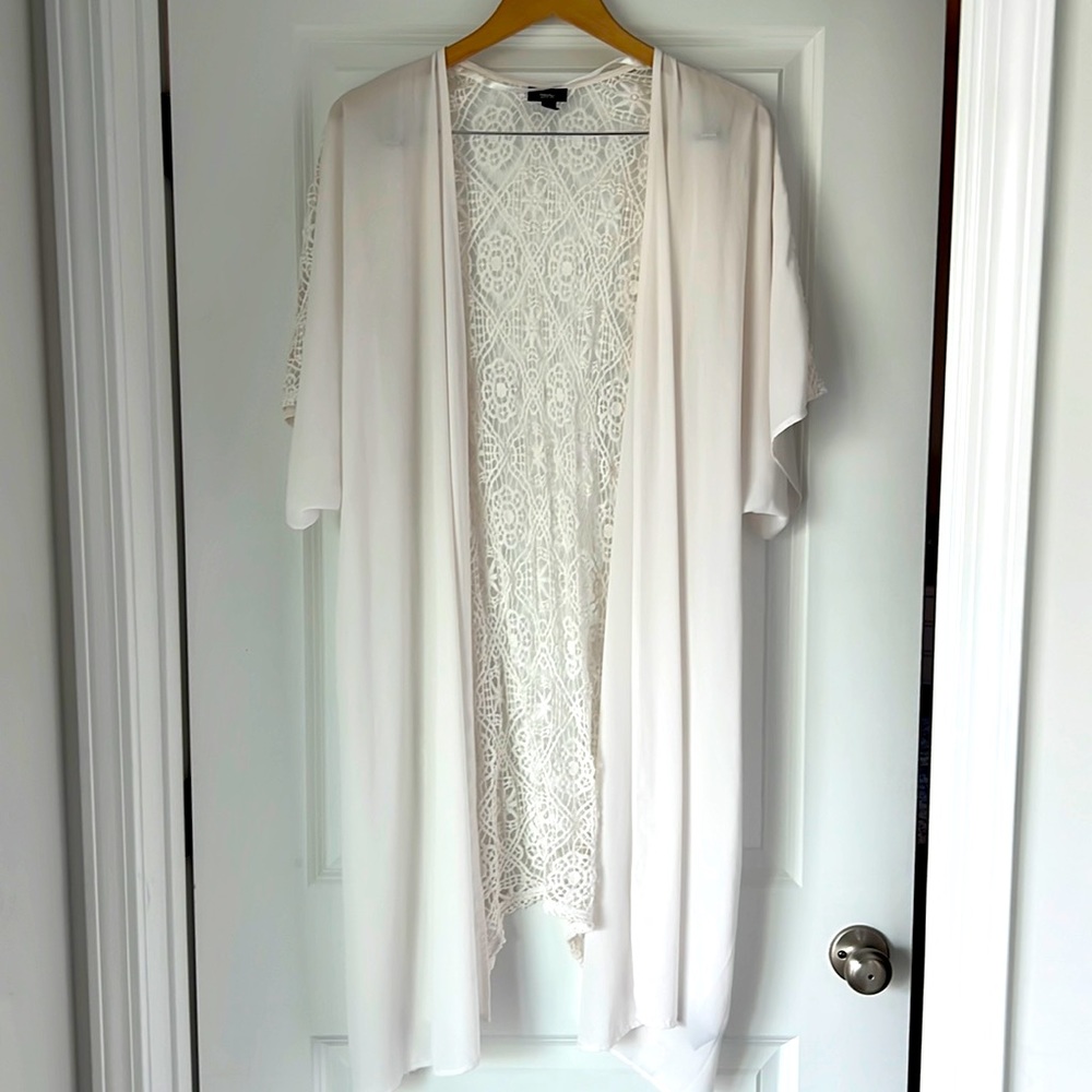 White silky and crochet Cover up! 😍
